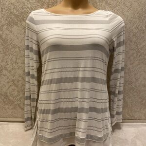 White House Black Market Light Gray Striped Long Sleeve Tee